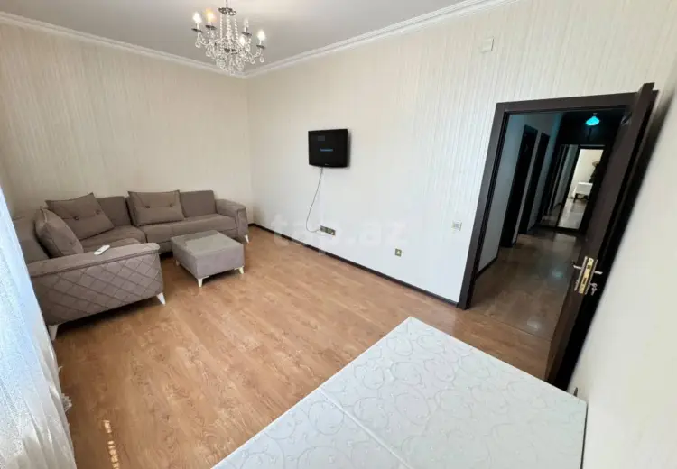 3 otaqlı mənzil , Bakı