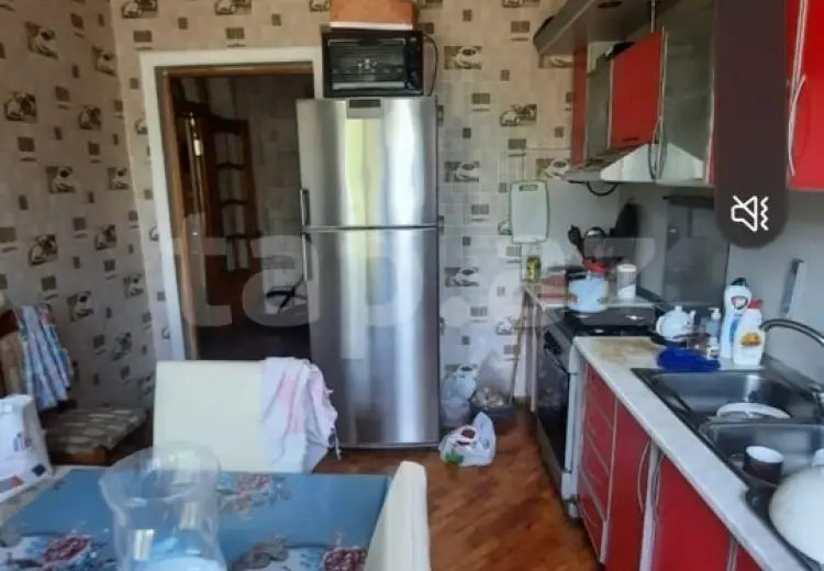 6 otaqlı mənzil , Bakı
