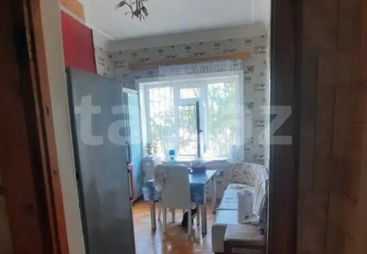 6 otaqlı mənzil , Bakı