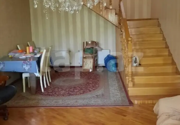6 otaqlı mənzil , Bakı