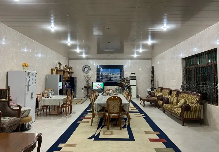 10 otaqlı mənzil , Xırdalan