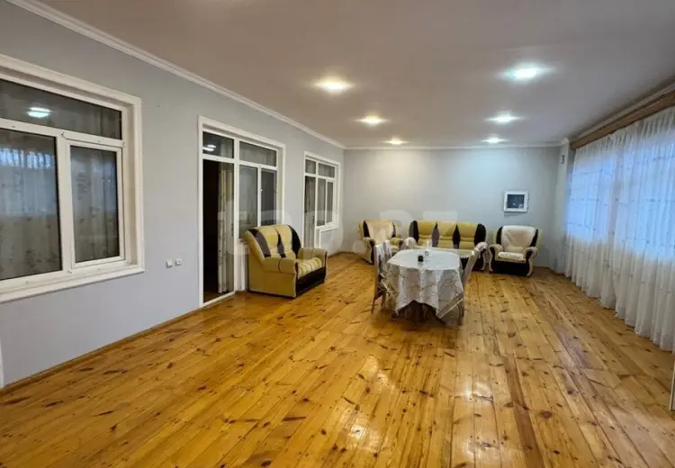 5 otaqlı mənzil , Gəncə