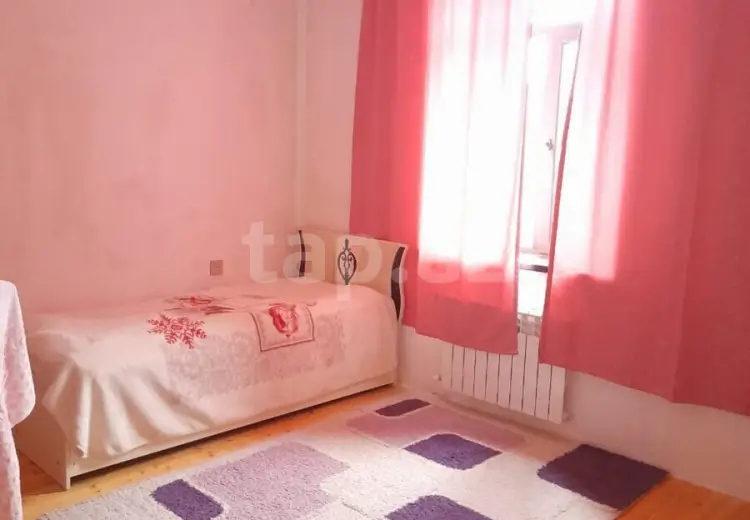 6 otaqlı mənzil , Bakı