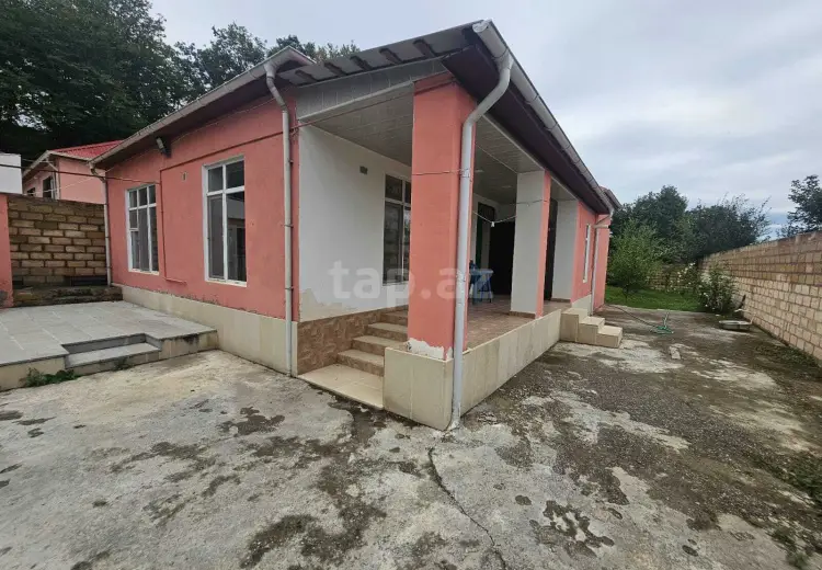 3 otaqlı mənzil , Qusar