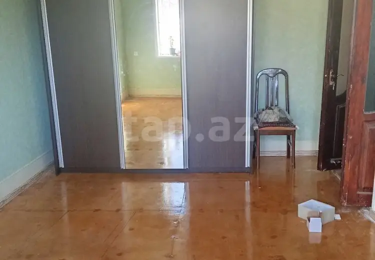 4 otaqlı mənzil , Xudat