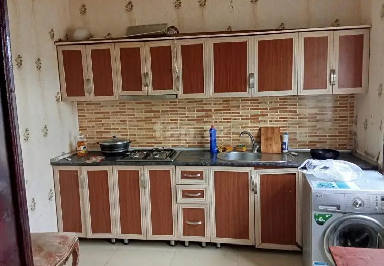 4 otaqlı mənzil , Xudat