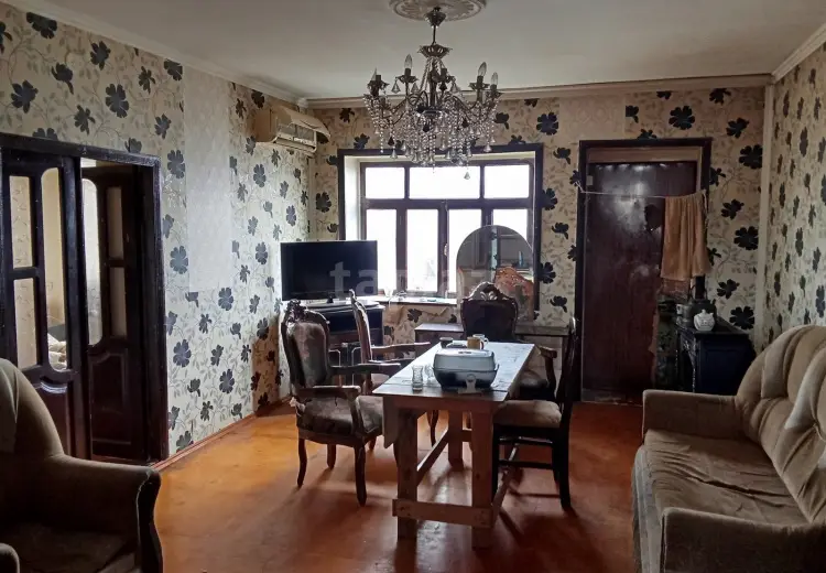 4 otaqlı mənzil , Xudat