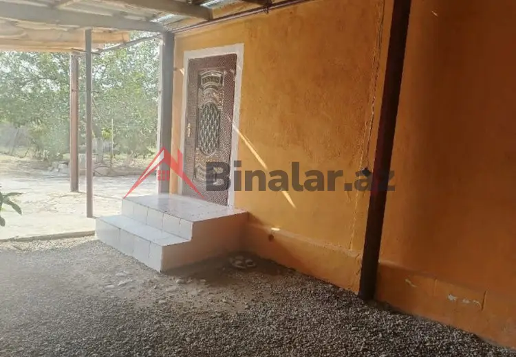 2 otaqlı mənzil Satılır, Xaçmaz