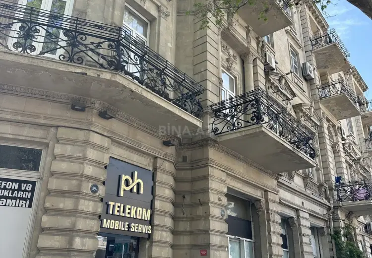 210 m² Obyekt / Ofis Satılır, Nəsimi, Bakı