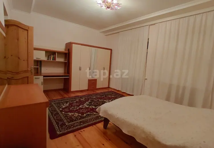 9 otaqlı mənzil , Quba