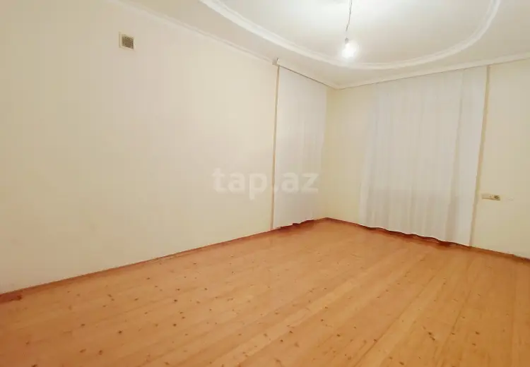 9 otaqlı mənzil , Quba