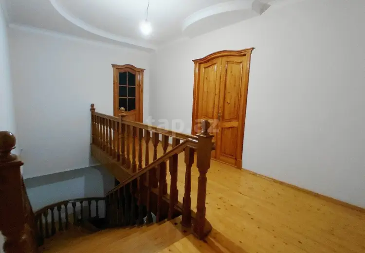 9 otaqlı mənzil , Quba