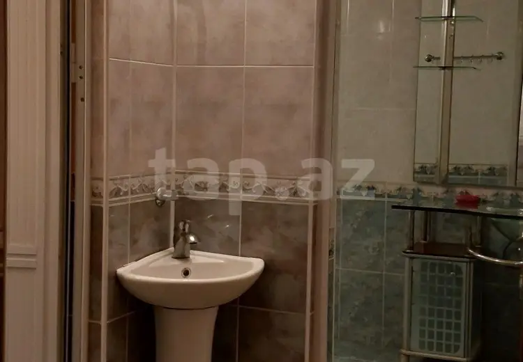 9 otaqlı mənzil , Quba