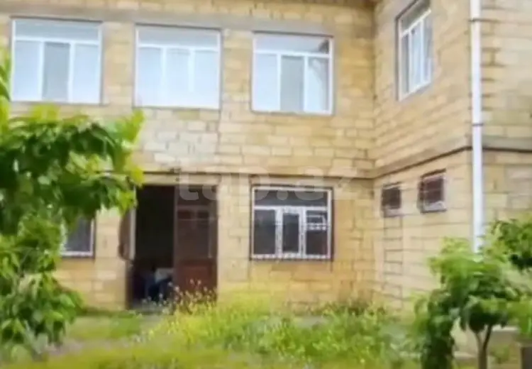 9 otaqlı mənzil , Quba