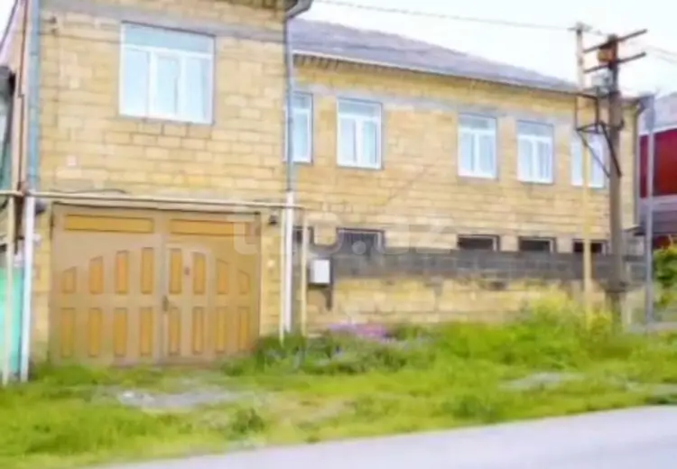 9 otaqlı mənzil , Quba
