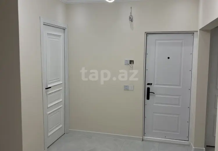4 otaqlı mənzil , Bakı