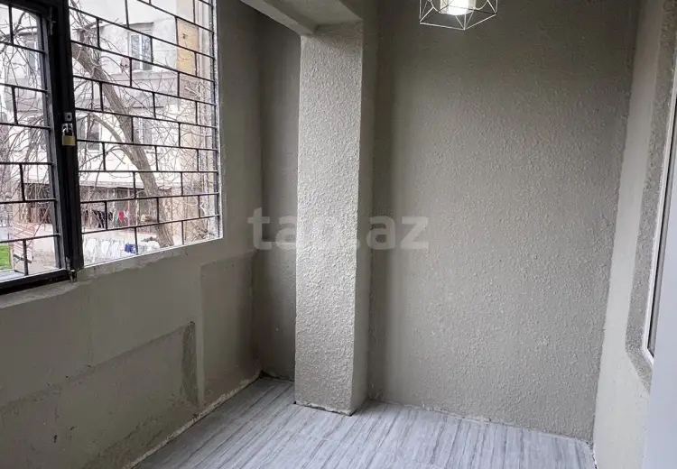 4 otaqlı mənzil , Bakı
