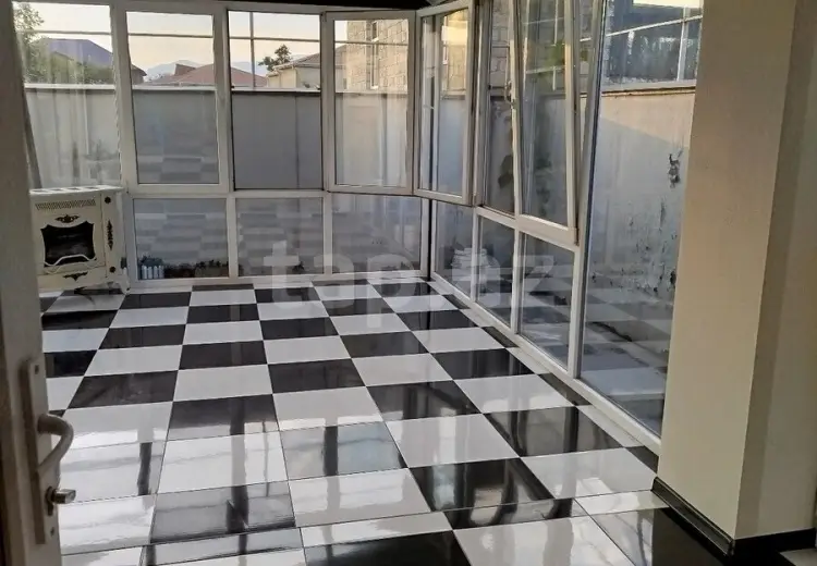 6 otaqlı mənzil , Zaqatala