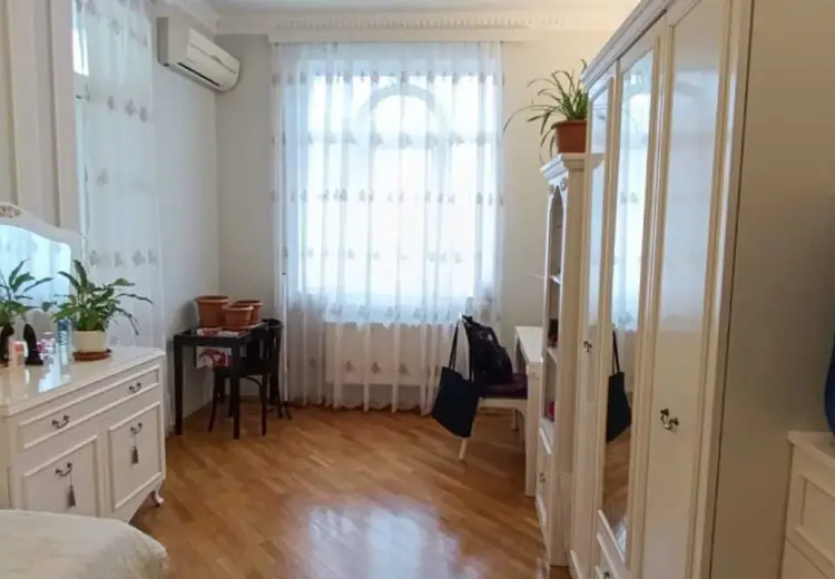 4 otaqlı mənzil Satılır, Yasamal, Bakı