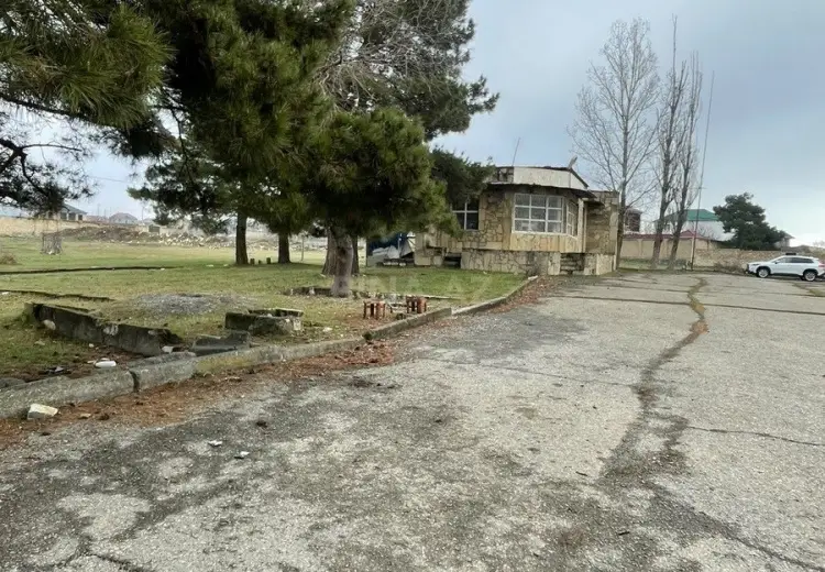 3000 m² Obyekt / Ofis Satılır, Oğuz