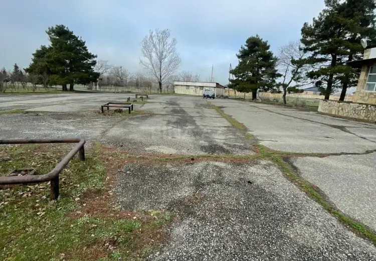 3000 m² Obyekt / Ofis Satılır, Oğuz