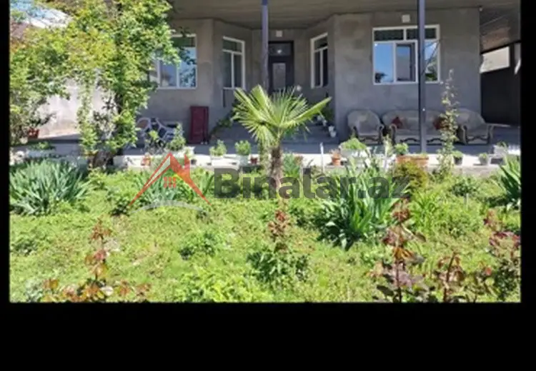 5 otaqlı mənzil Satılır, Şəki
