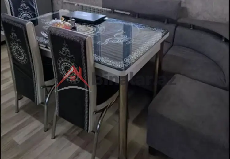 5 otaqlı mənzil Satılır, Şəki