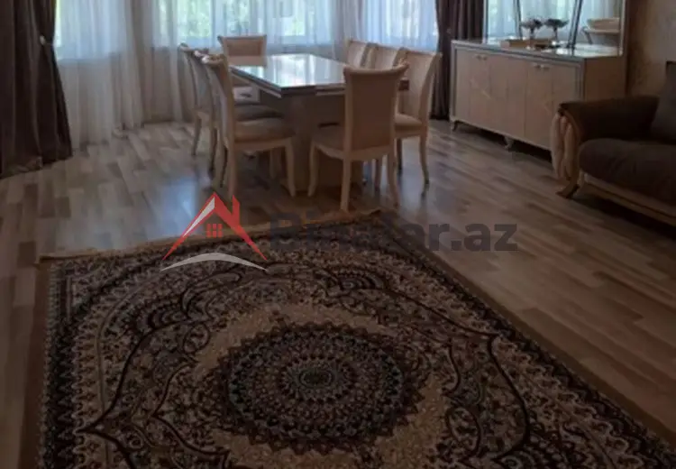 5 otaqlı mənzil Satılır, Şəki