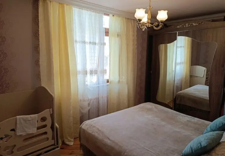 4 otaqlı mənzil Satılır, Gəncə