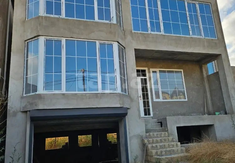 7 otaqlı mənzil , Badamdar qəs., Səbail, Bakı