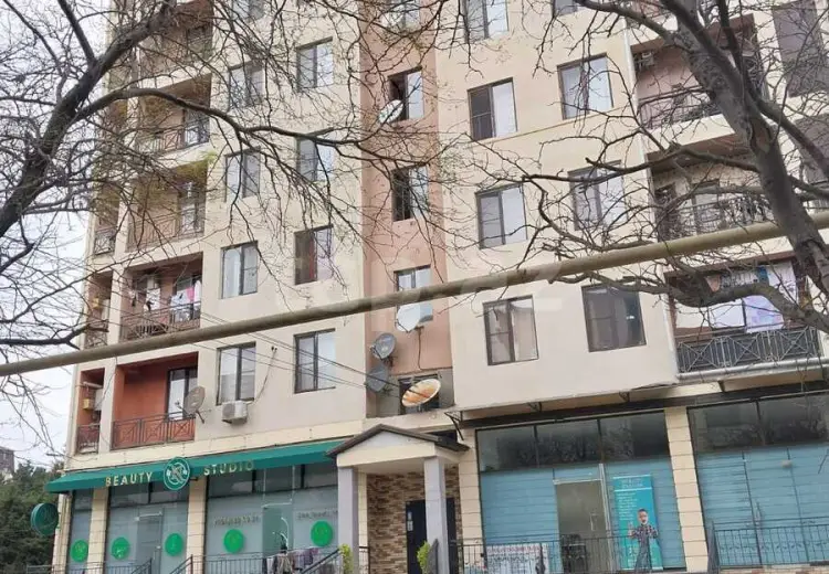 3 otaqlı mənzil , Bakı