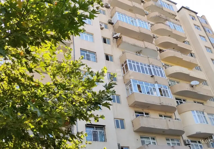 3 otaqlı mənzil , Bakı
