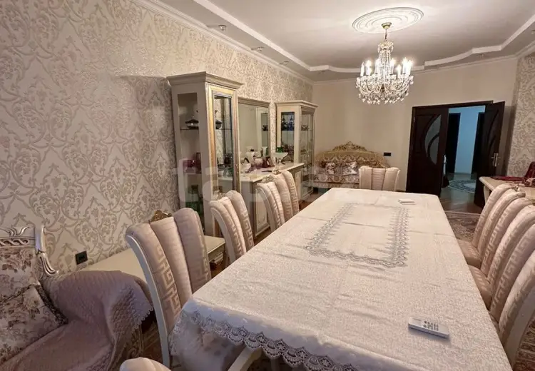 4 otaqlı mənzil , Bakı
