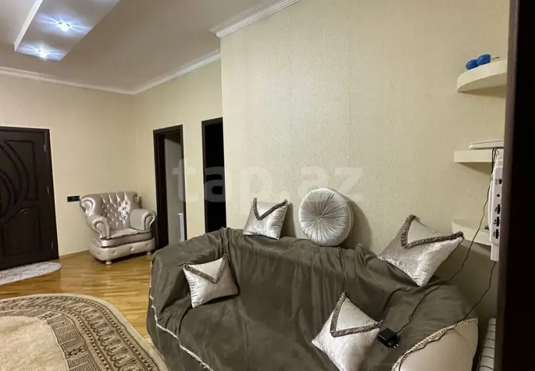 4 otaqlı mənzil , Bakı
