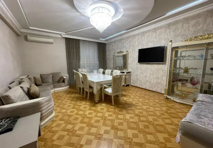 3 otaqlı mənzil , Bakı