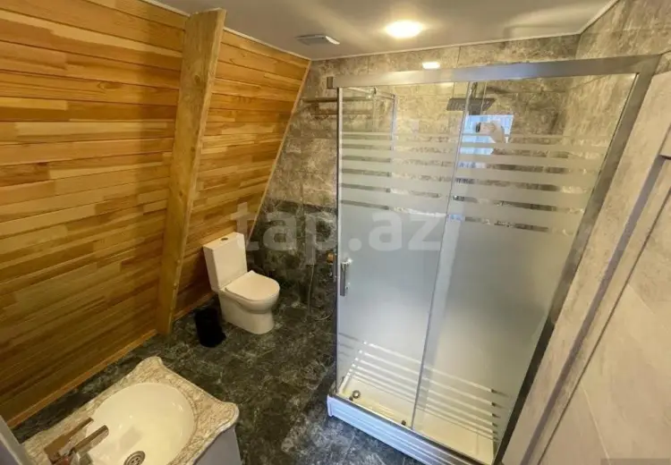6 otaqlı mənzil , Qəbələ