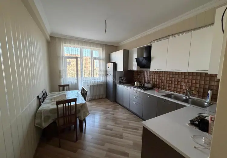 3 otaqlı mənzil Kirayə (aylıq), Yeni Yasamal qəs., Yasamal, Bakı