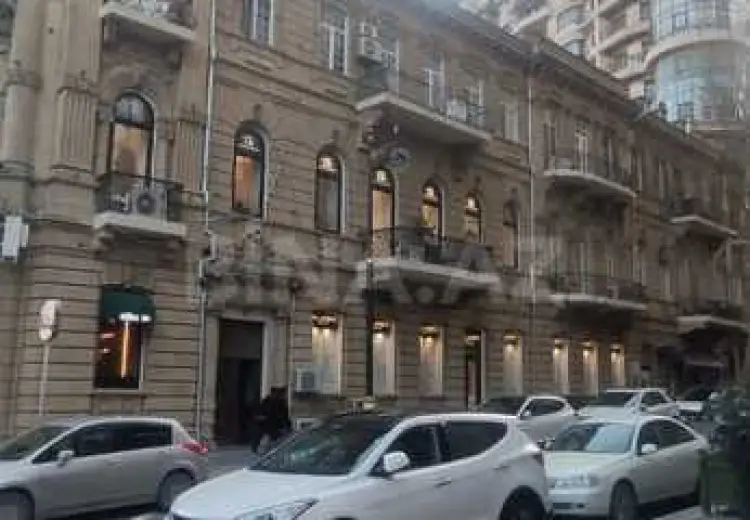 150 m² Obyekt / Ofis Satılır, Səbail, Bakı