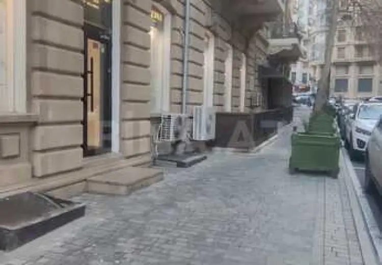 150 m² Obyekt / Ofis Satılır, Səbail, Bakı