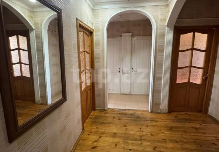 4 otaqlı mənzil , Bakı