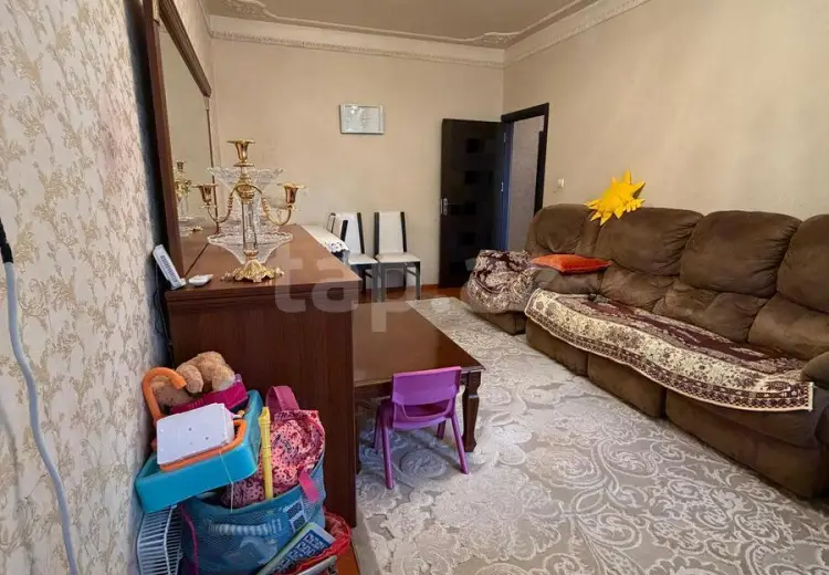 3 otaqlı mənzil , Bakı