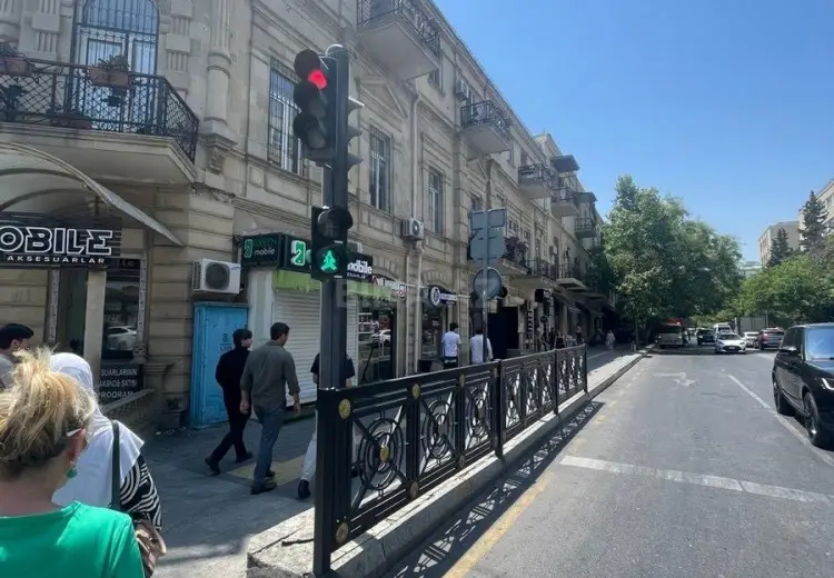 145 m² Obyekt / Ofis Satılır, Sahil qəs., Nəsimi, Bakı