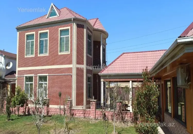 6 otaqlı mənzil Satılır, Nabran