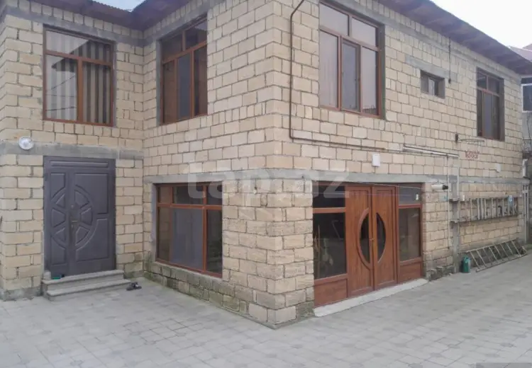5 otaqlı mənzil , Şəki