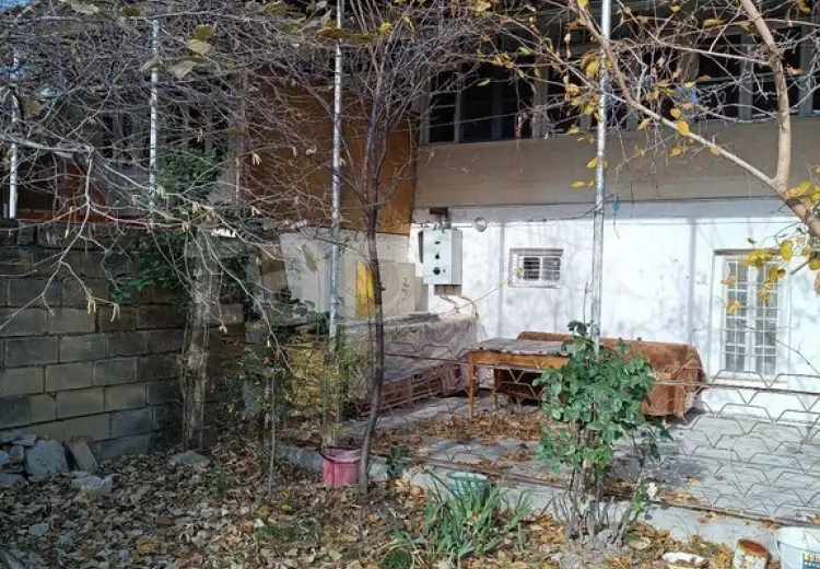 3 otaqlı mənzil , Şəki