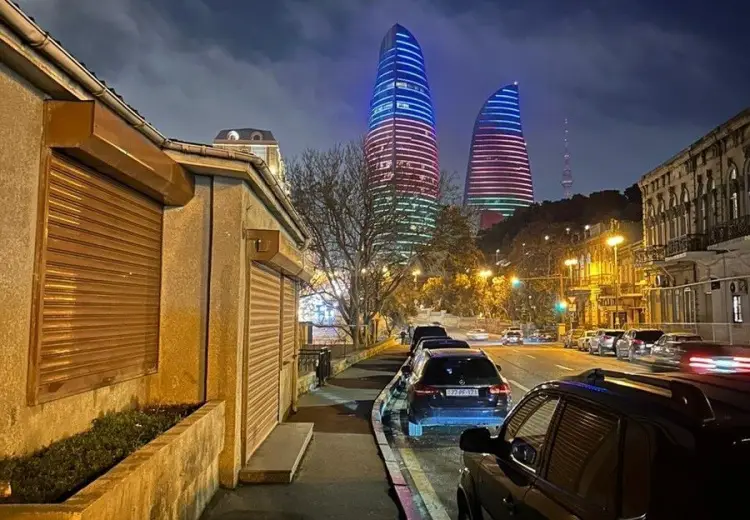 50 m² Obyekt / Ofis Kirayə (aylıq), Səbail, Bakı