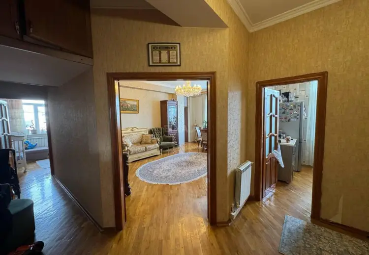 3 otaqlı mənzil Satılır, 5-ci mikrorayon, Nəsimi, Bakı
