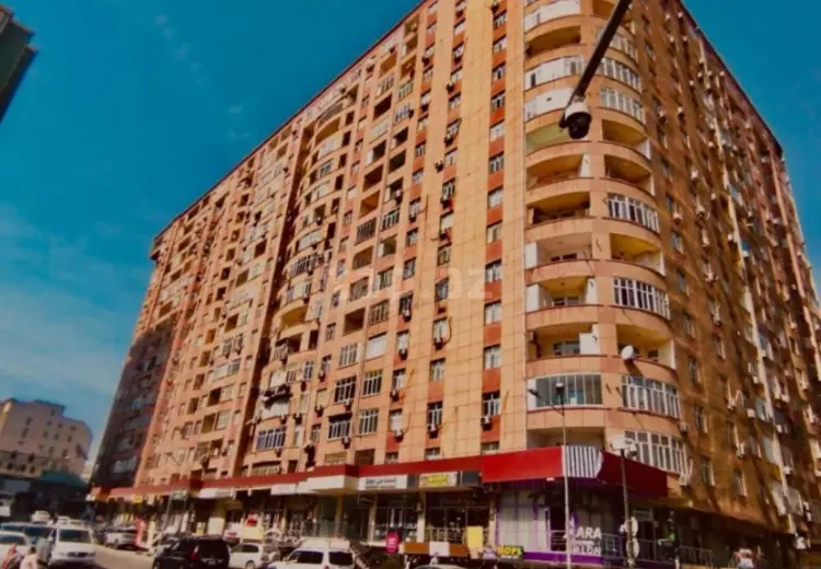3 otaqlı mənzil , Bakı