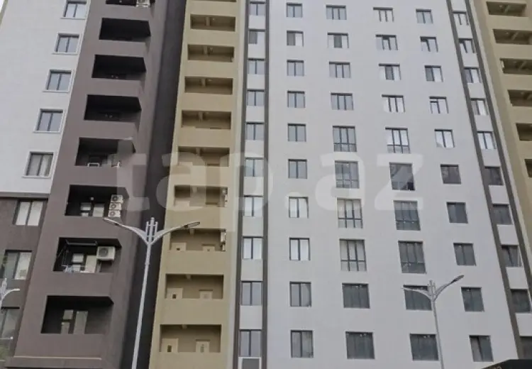 4 otaqlı mənzil , Bakı