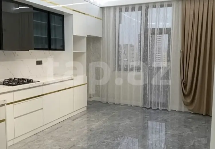 4 otaqlı mənzil , Bakı